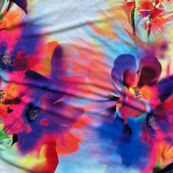 Boutique tee - Picture 7 of 7